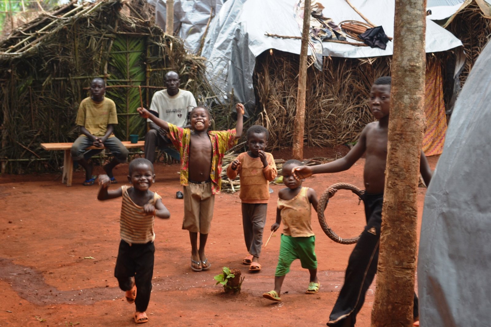 Children At The Carmelitanes Site Bangui 2 - Copia